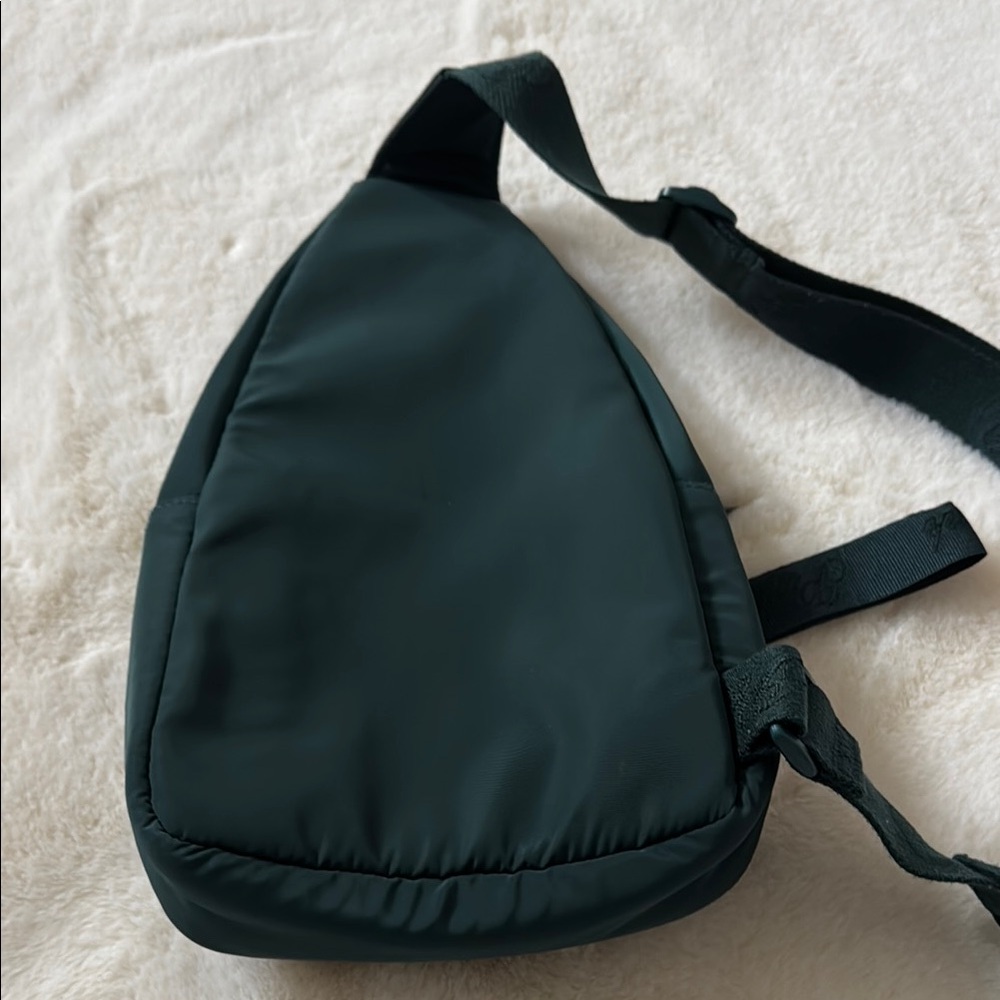 PINK by Victoria Secret Sling Bag - Picture 4 of 8